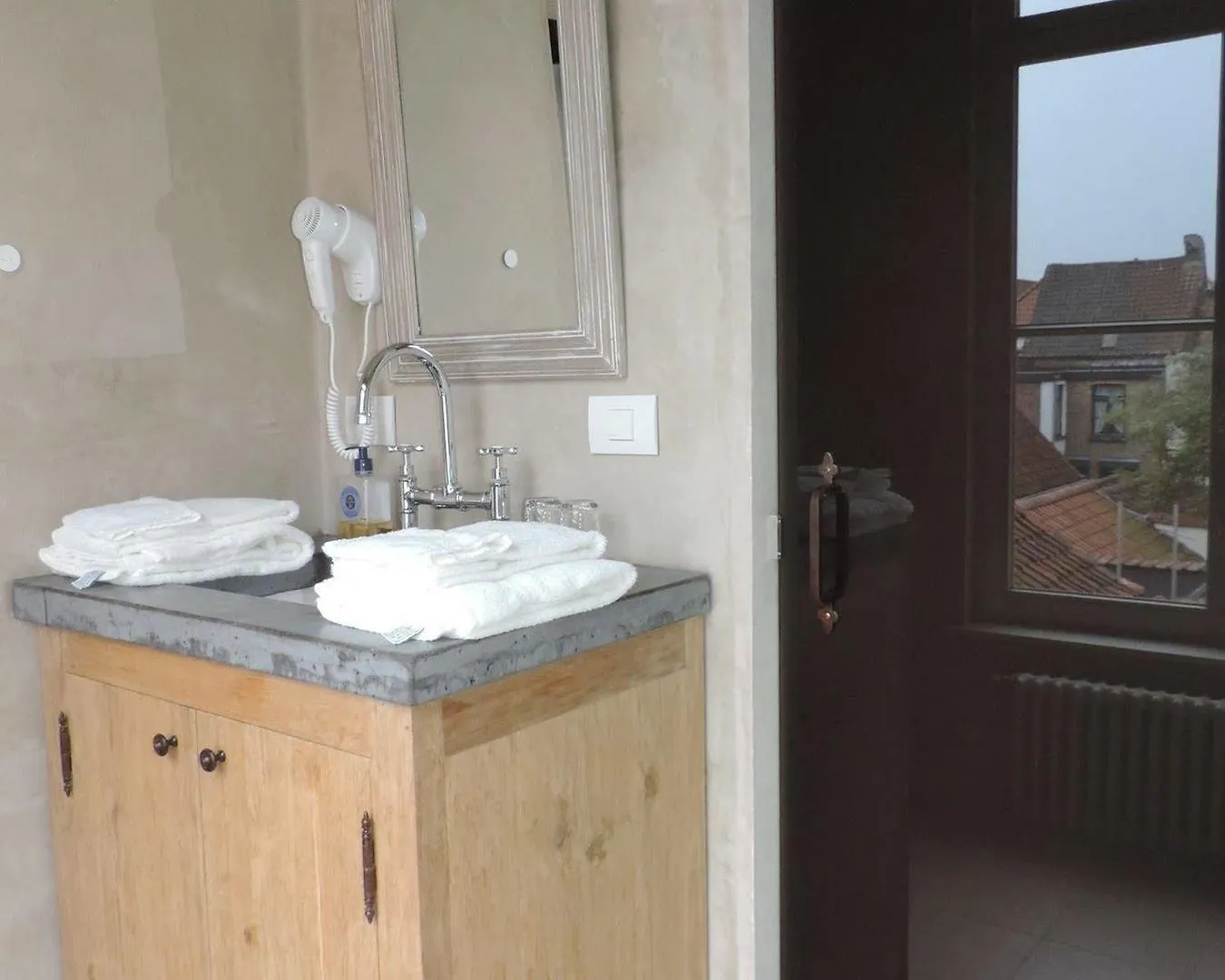 B&B Saint-Sauveur 브뤼헤